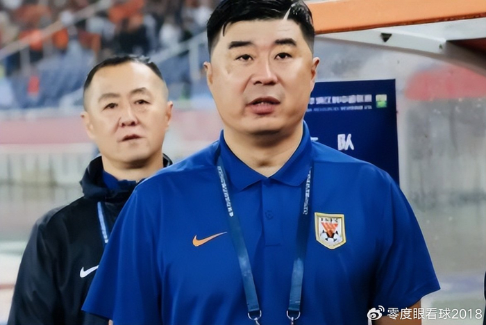 山东泰山迎战大连英博遭遇双核伤停