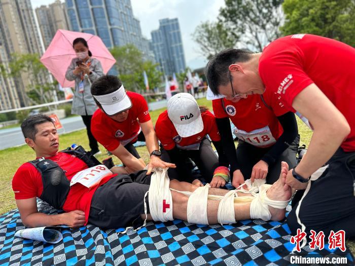 红动福建·救在榕城：福州定向越野赛以人道、博