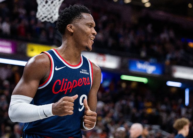 快船力克勇士终结常规赛 柯林斯爆发博格丹高效