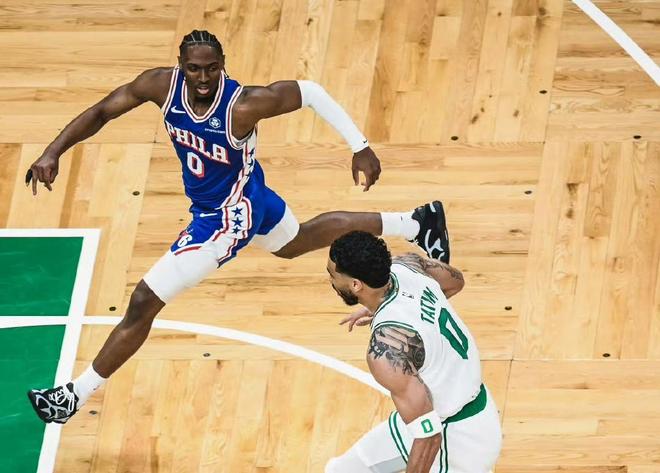 凯尔特人双探花复出率队狂胜32分 系列赛提前告