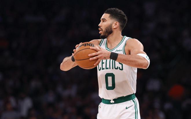 凯尔特人双探花复出率队狂胜32分 系列赛提前告