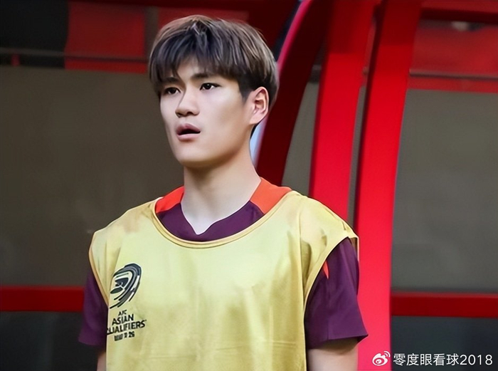 刘祝润爆发助海港4-0大胜武汉三镇